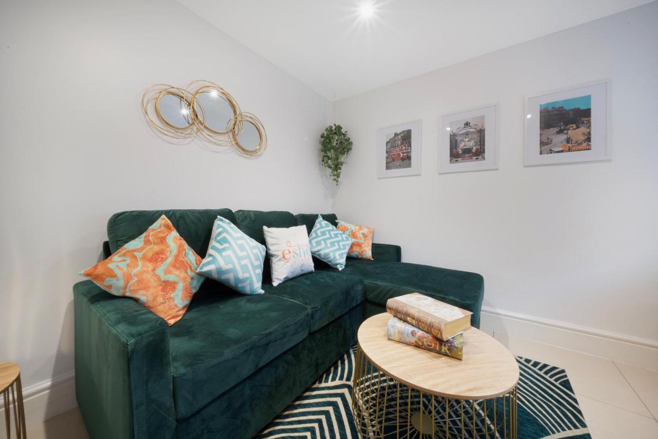 1 Bed House, Free On Street Parking, Central Gloucester Exterior foto